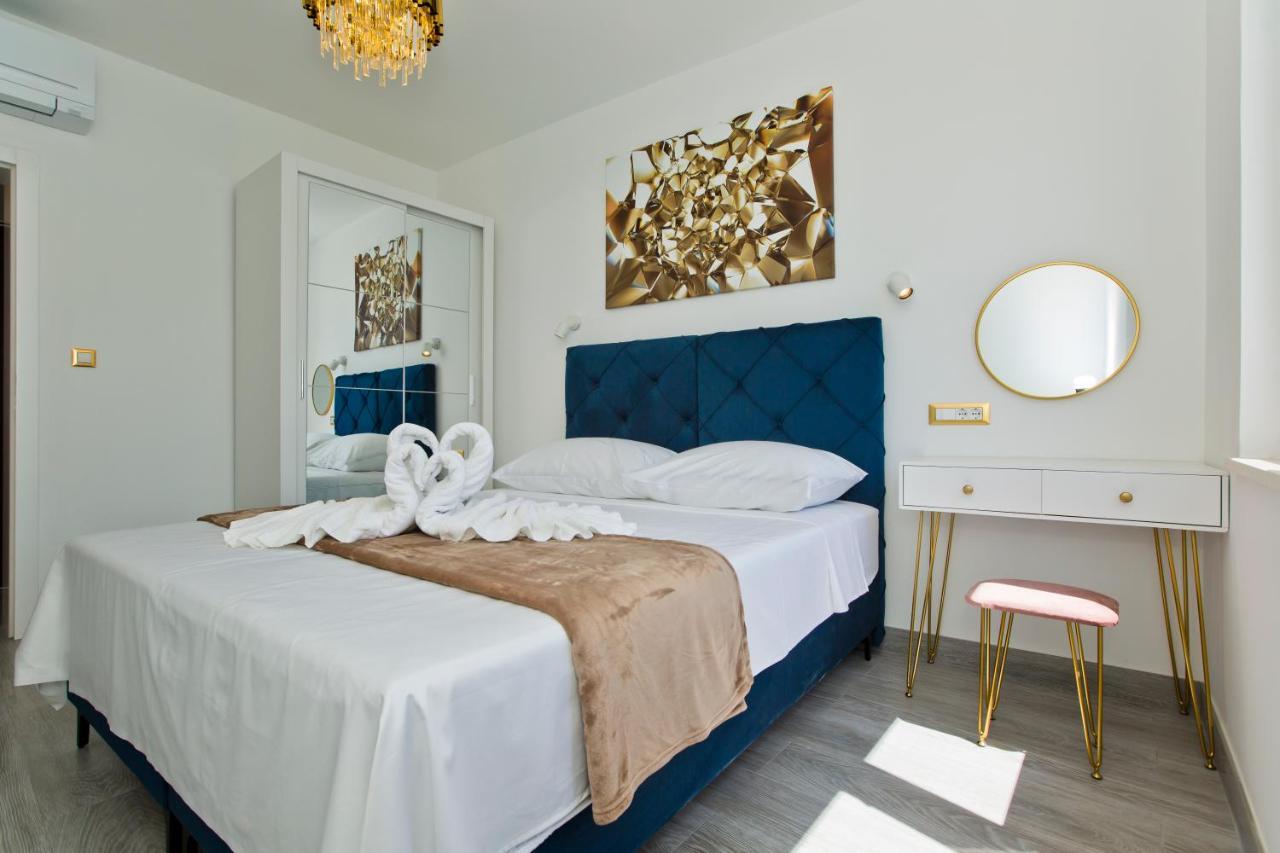 Luxury Apartment Veronika ฮวาร์ ภายนอก รูปภาพ