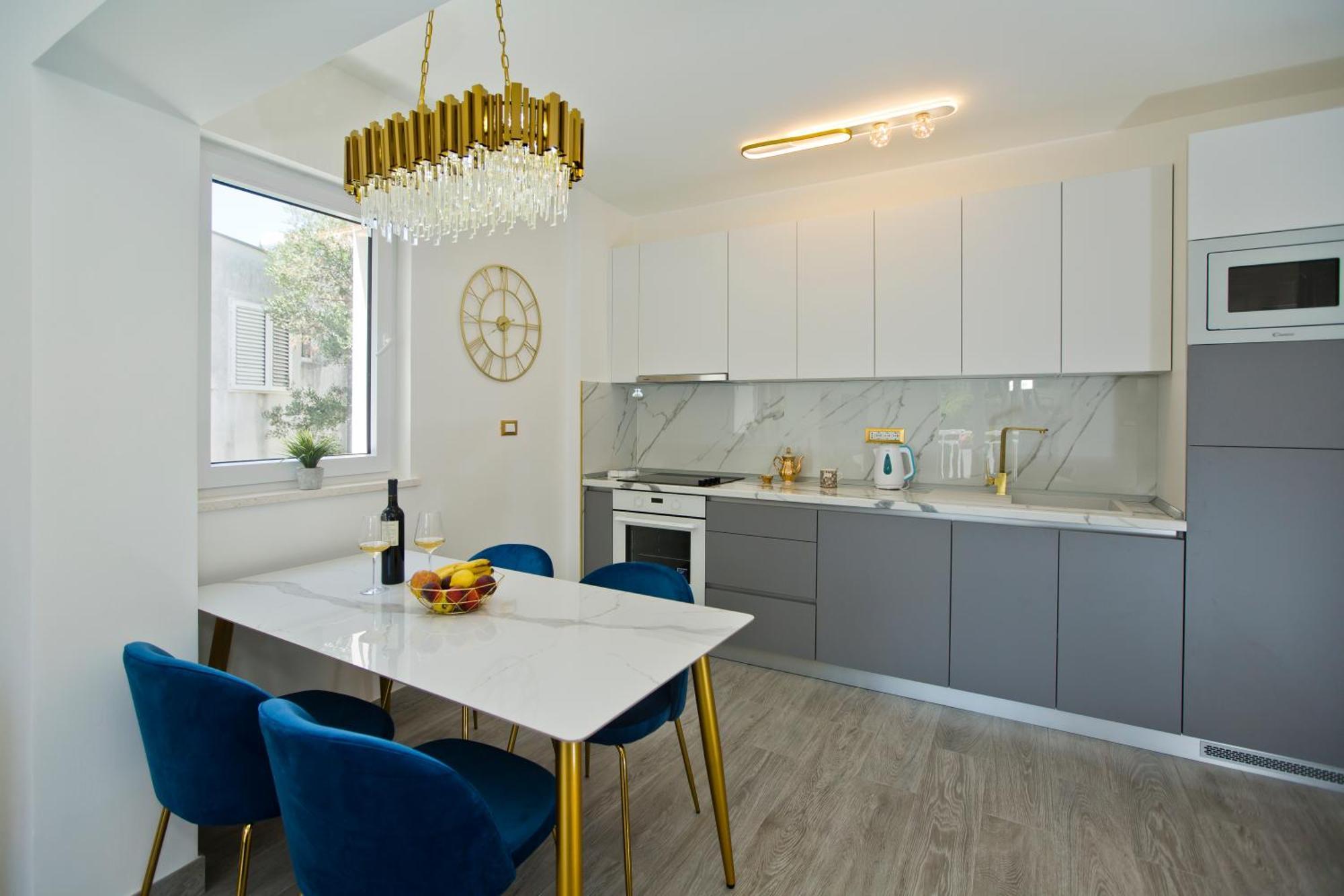 Luxury Apartment Veronika ฮวาร์ ภายนอก รูปภาพ